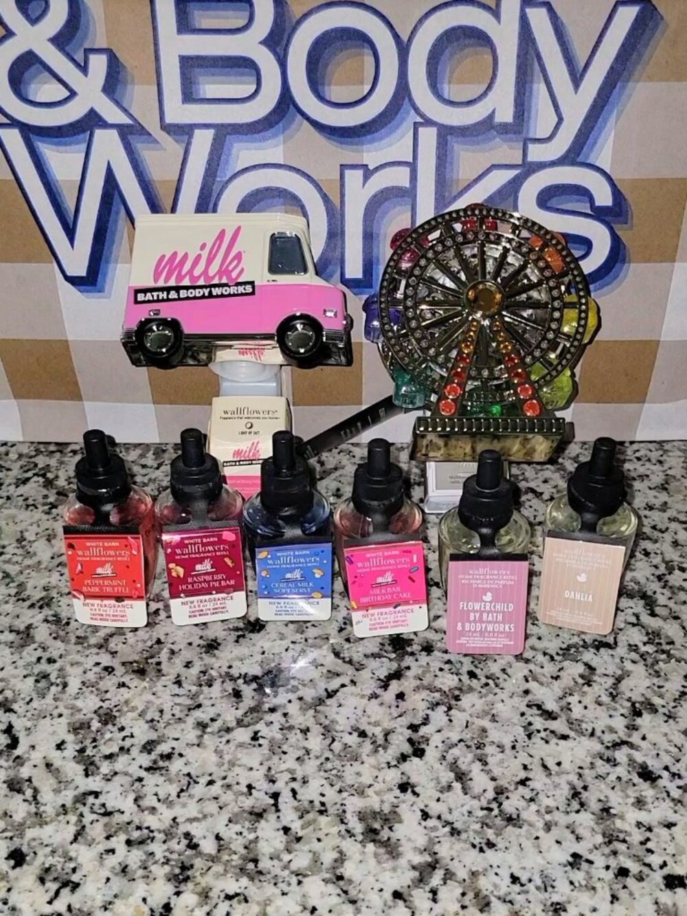 🎉 FERRIS WHEEL Light Up & MILKBAR BIRTHDAY CAKE WALLFLOWER PLUGS